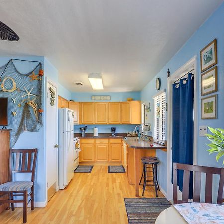 Waterfront Cedar Key Duplex Home Grill And Dock! Exteriör bild
