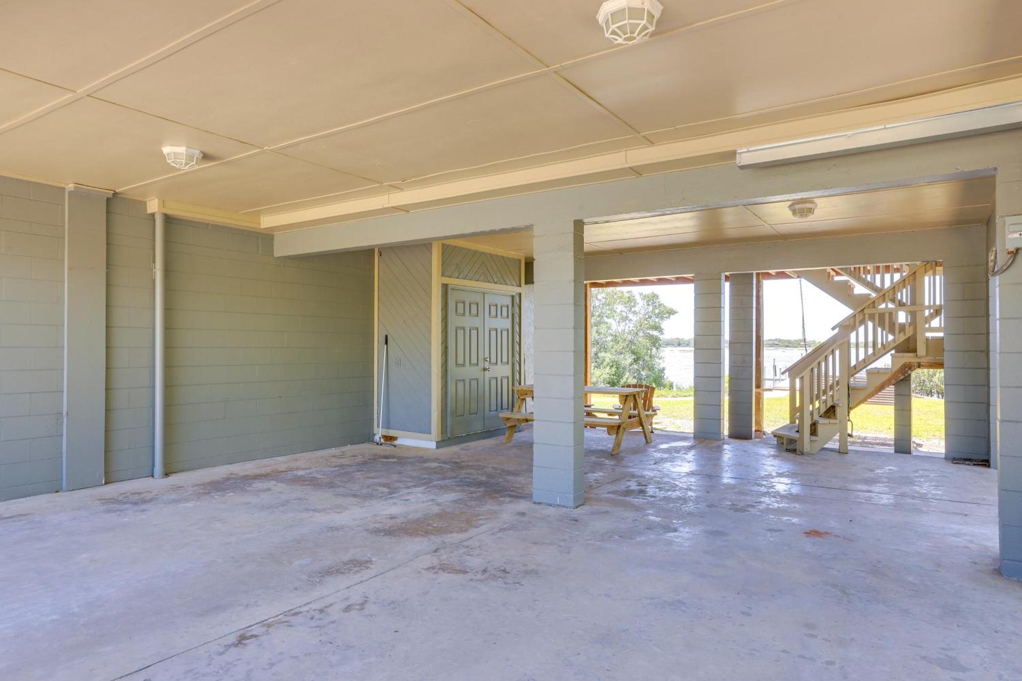 Waterfront Cedar Key Duplex Home Grill And Dock! Exteriör bild