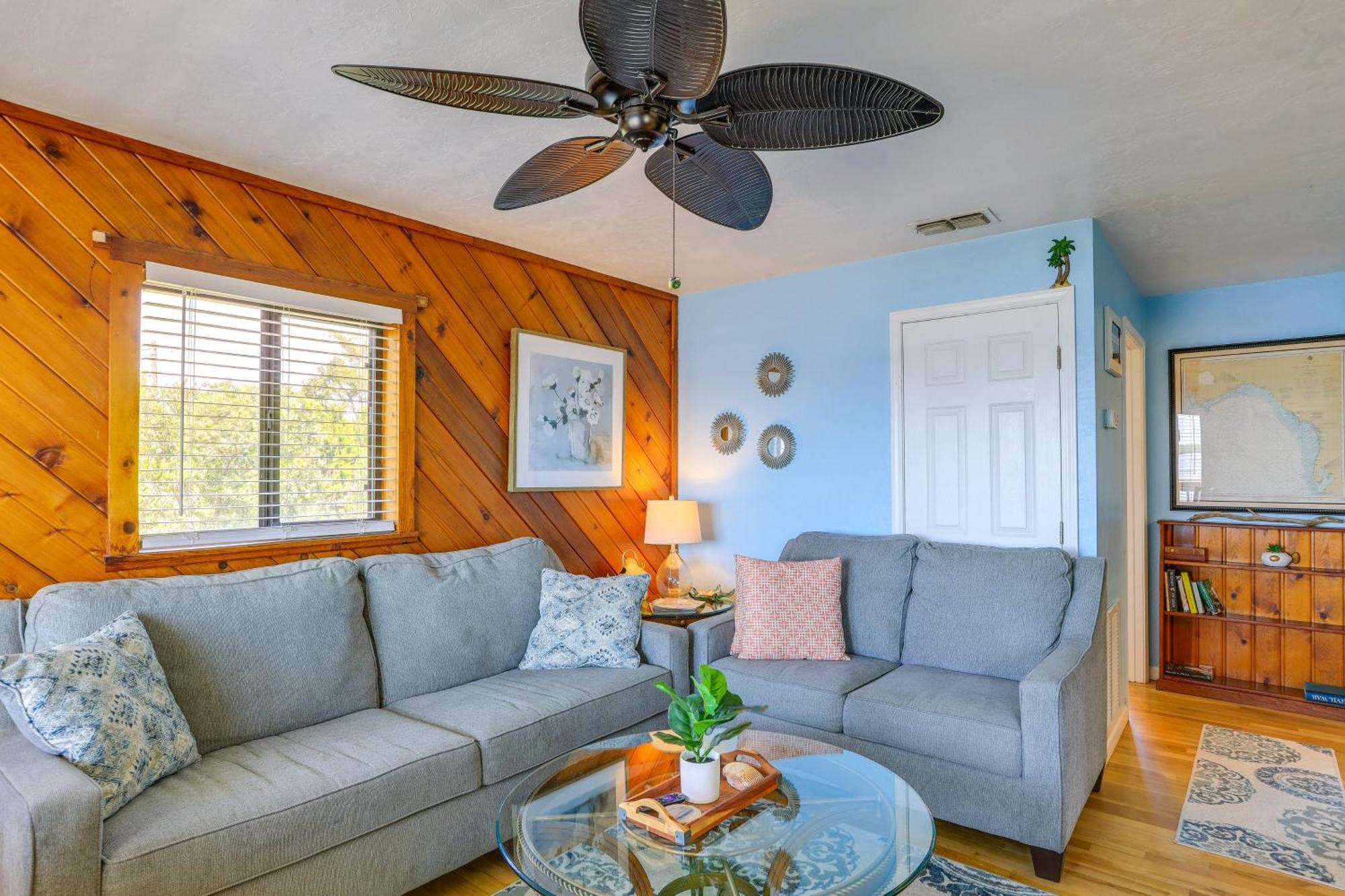 Waterfront Cedar Key Duplex Home Grill And Dock! Exteriör bild